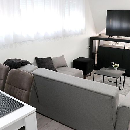Apartmani I Sobe Laganini Nova Gradiska Extérieur photo