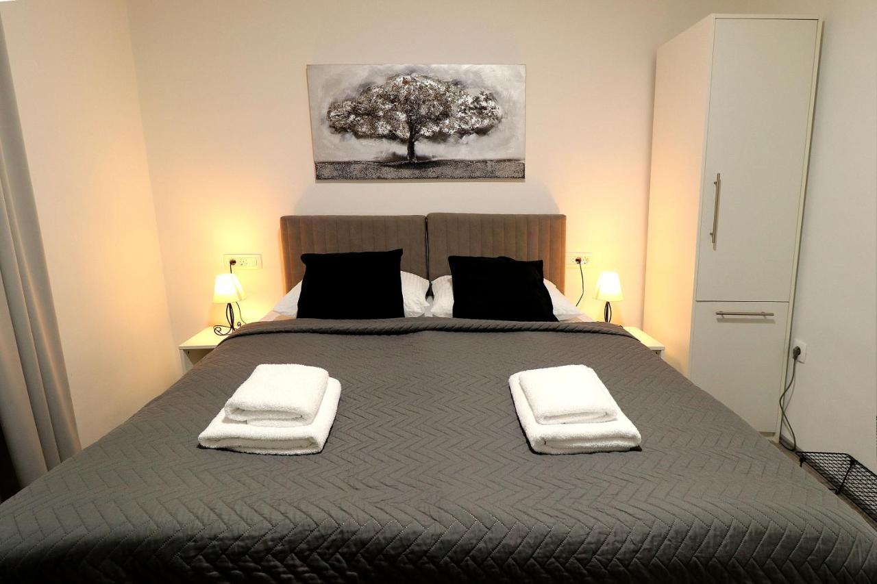 Apartmani I Sobe Laganini Nova Gradiska Extérieur photo