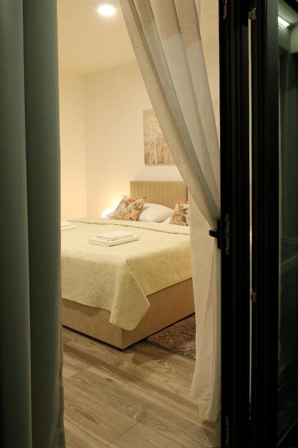 Apartmani I Sobe Laganini Nova Gradiska Extérieur photo