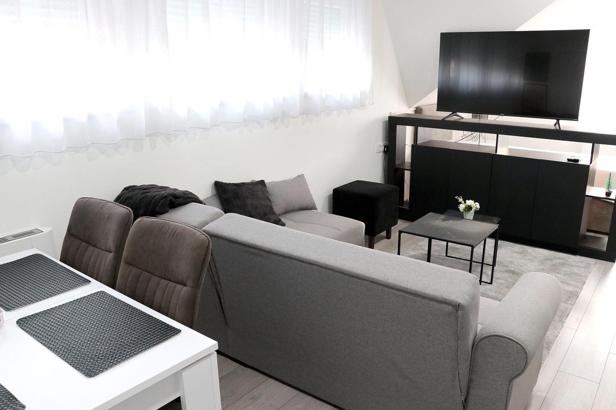 Apartmani I Sobe Laganini Nova Gradiska Extérieur photo