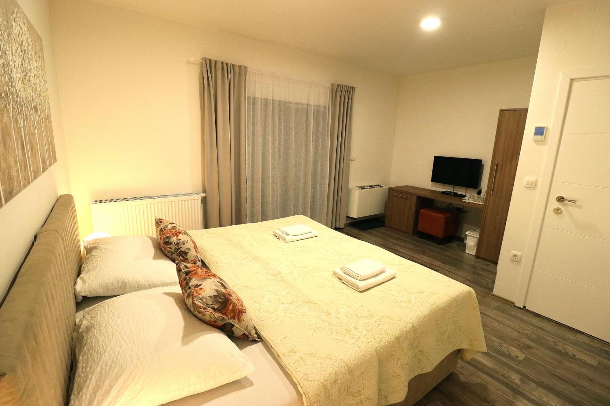 Apartmani I Sobe Laganini Nova Gradiska Extérieur photo