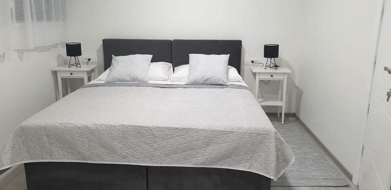 Apartmani I Sobe Laganini Nova Gradiska Chambre photo